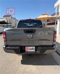 نيسان فرونتر